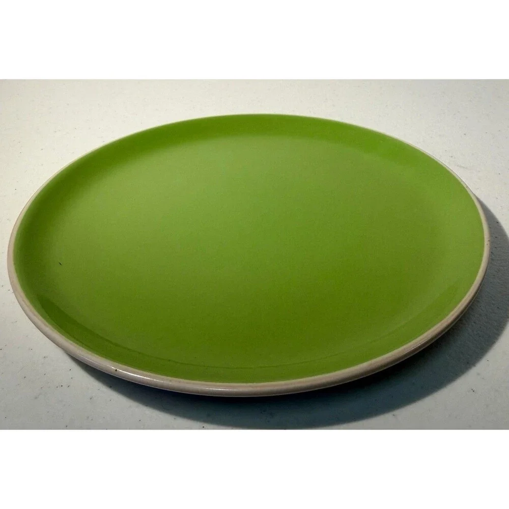 Oneida Color Burst Salad Plate 7-3/4” Green - Excellent Used Condition!